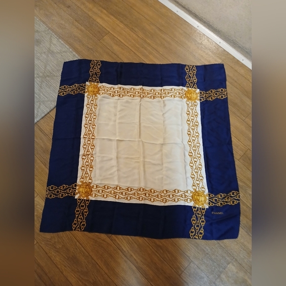 Authentic CHANEL Navy/White Coco Mark Gold Chain Pattern Silk Scarf - Picture 2 of 15